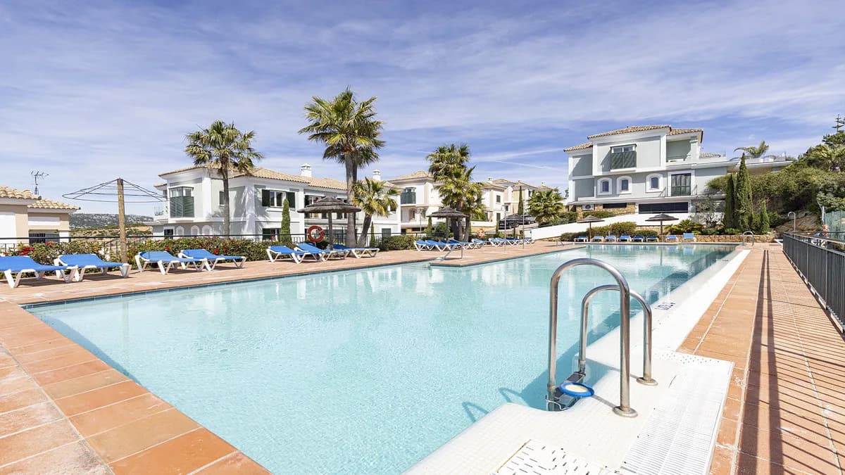 3 Bedroom Penthouse for Sale in Doña Julia, Málaga - Image 7