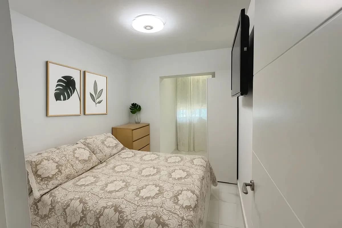 3 Bedroom Ground Floor Apartment for Sale in Benalmadena Costa, Málaga - Image 5