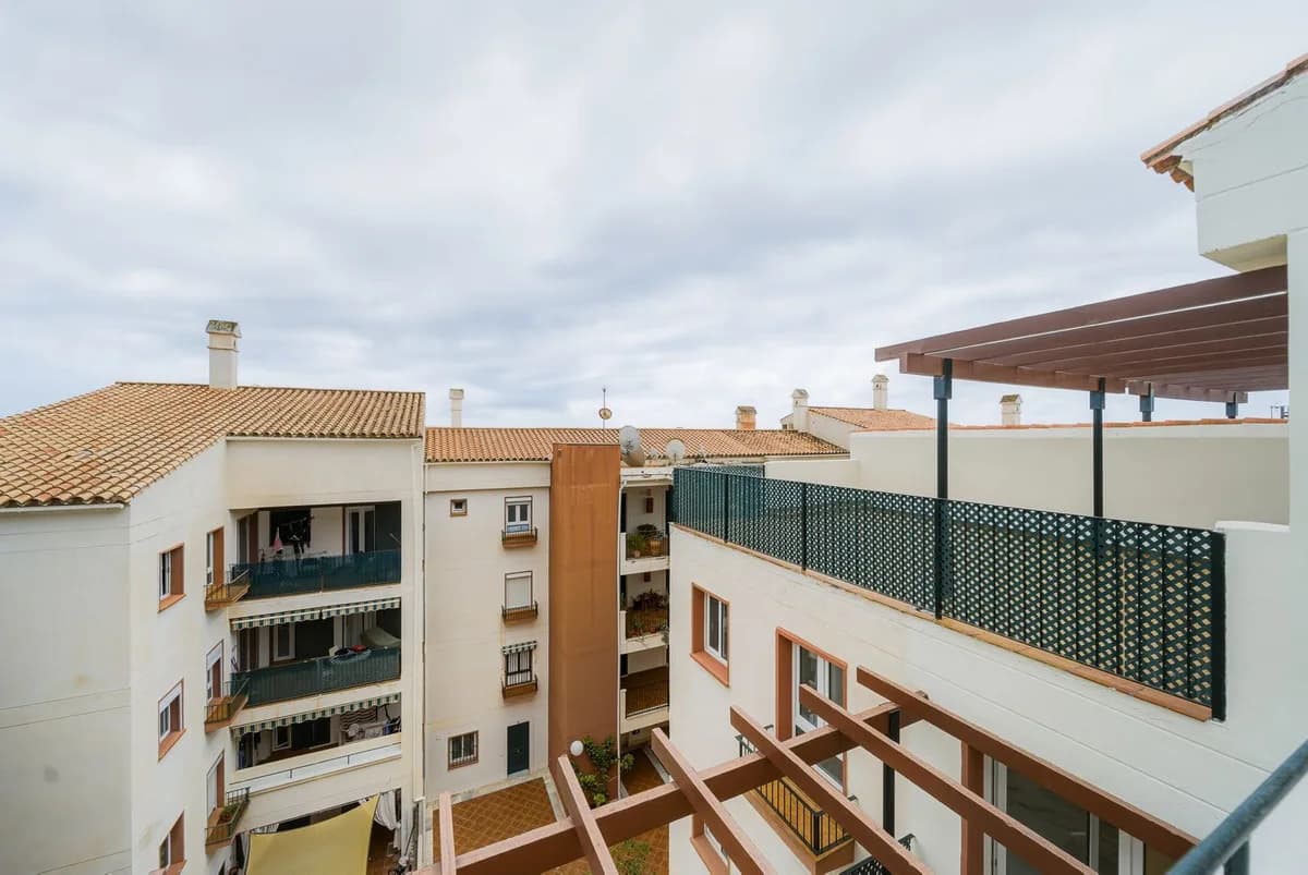 3 Bedroom Penthouse Duplex for Sale in Benalmadena Costa, Málaga - Image 3