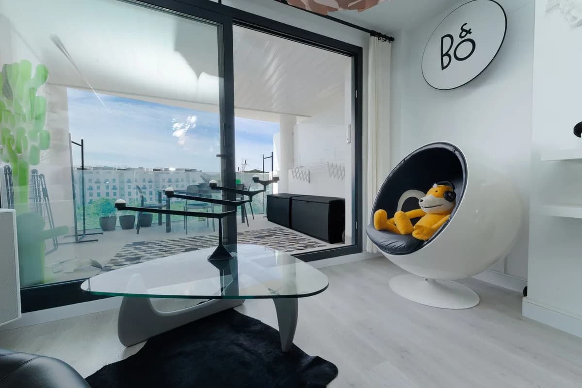 2 Bedroom Middle Floor Apartment for Sale in Mijas, Málaga - Image 3