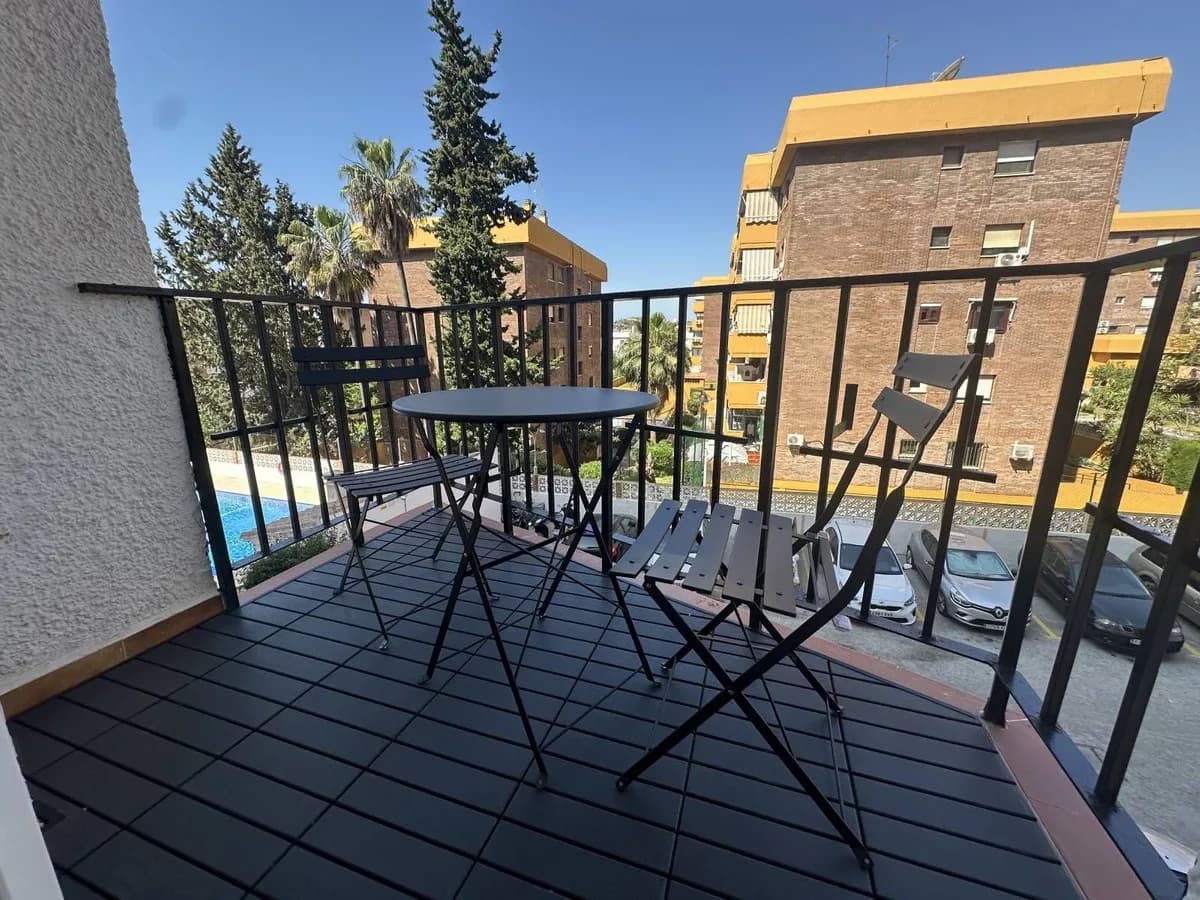 2 Bedroom Middle Floor Apartment for Sale in Arroyo de la Miel, Málaga