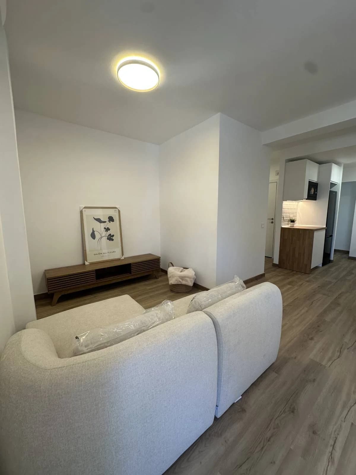 2 Bedroom Middle Floor Apartment for Sale in Arroyo de la Miel, Málaga - Image 6