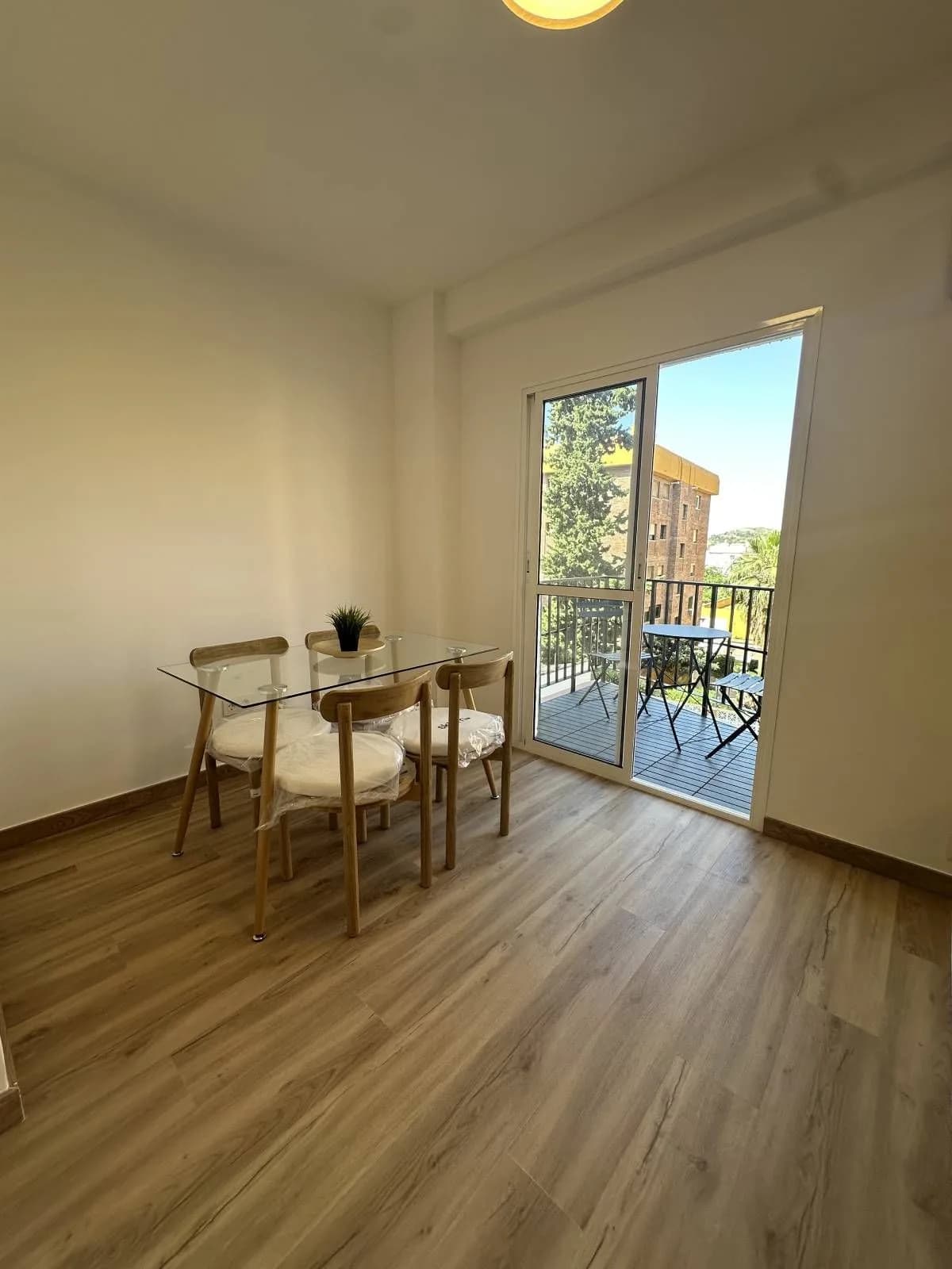 2 Bedroom Middle Floor Apartment for Sale in Arroyo de la Miel, Málaga - Image 8