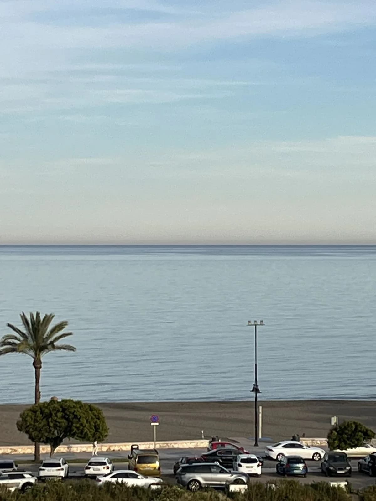 2 Bedroom Middle Floor Apartment for Sale in Torremolinos, Málaga - Image 4