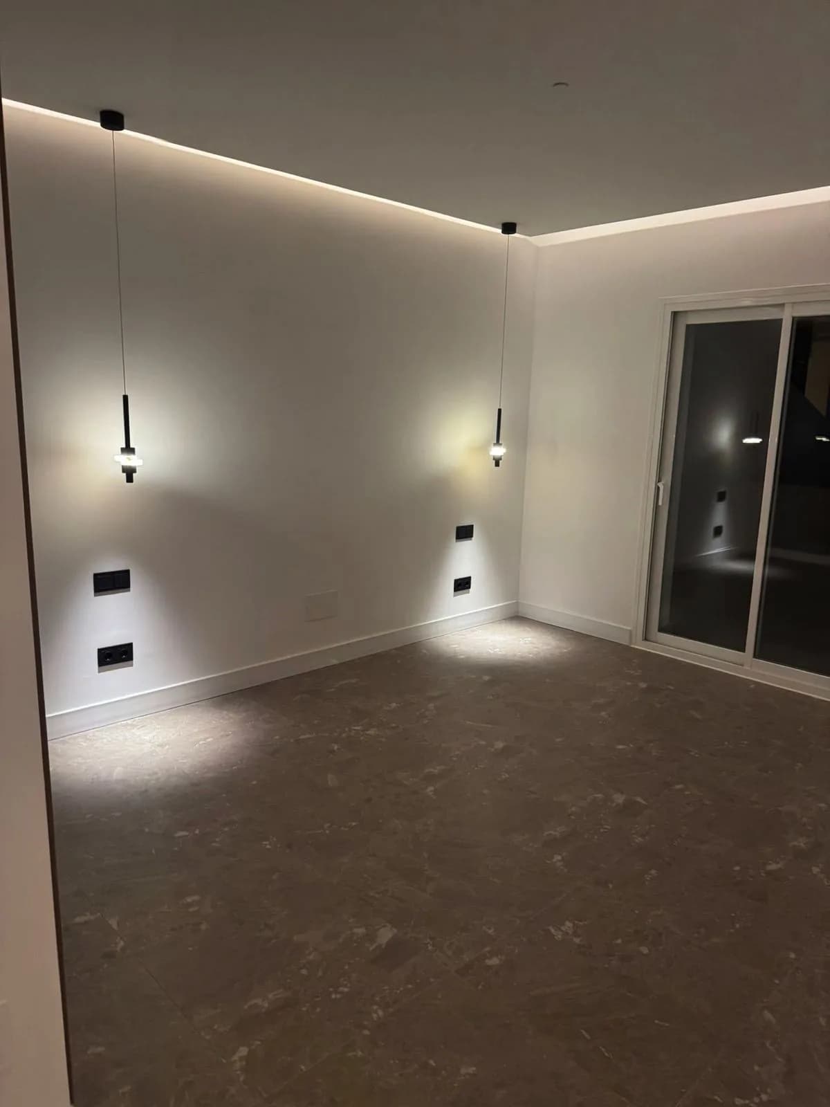 3 Bedroom Middle Floor Apartment for Sale in La Quinta, Málaga - Image 6