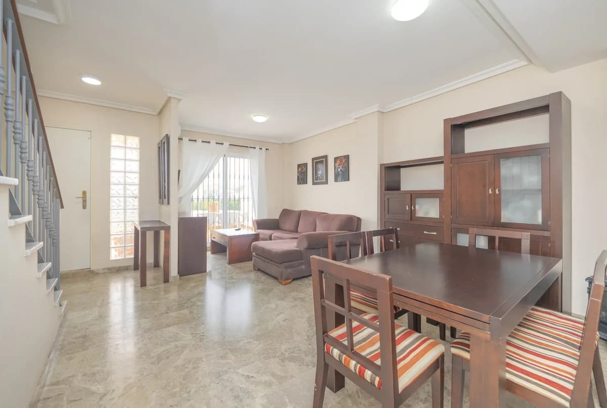3 Bedroom Townhouse for Sale in Torremolinos, Málaga - Image 6