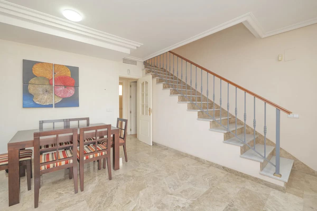 3 Bedroom Townhouse for Sale in Torremolinos, Málaga - Image 8