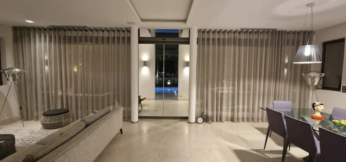 3 Bedroom Detached Villa for Sale in Nueva Andalucía, Málaga - Image 6