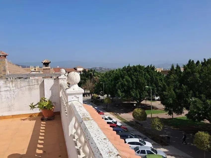 5 Bedroom Ground Floor Apartment for Sale in Alhaurín de la Torre, Málaga