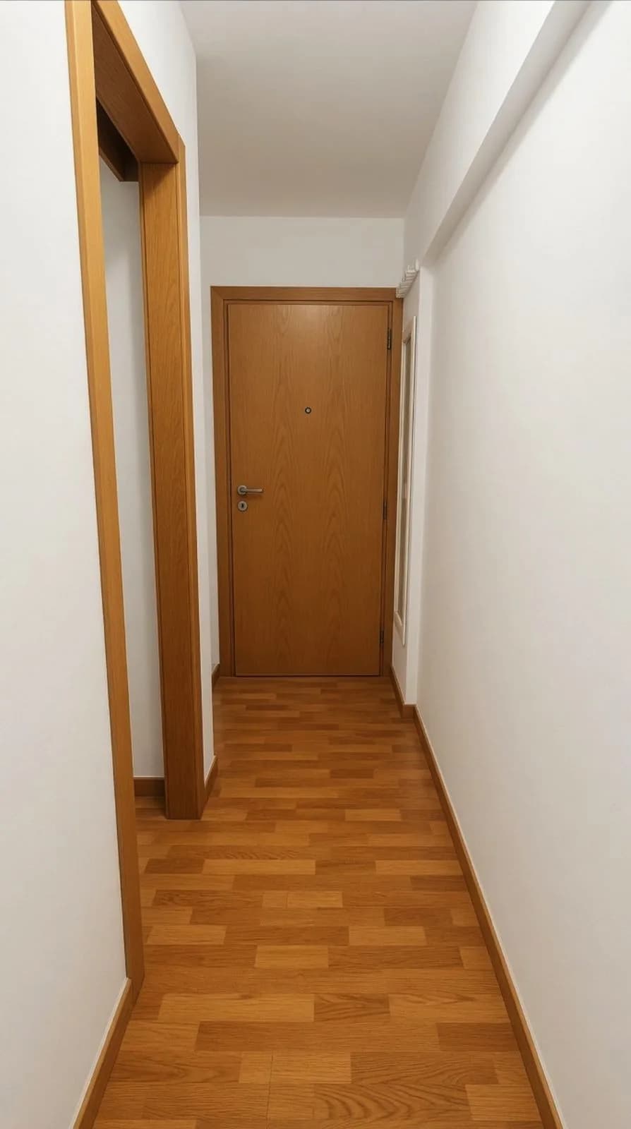 1 Bedroom Ground Floor Apartment for Sale in Marbella, Málaga - Image 7