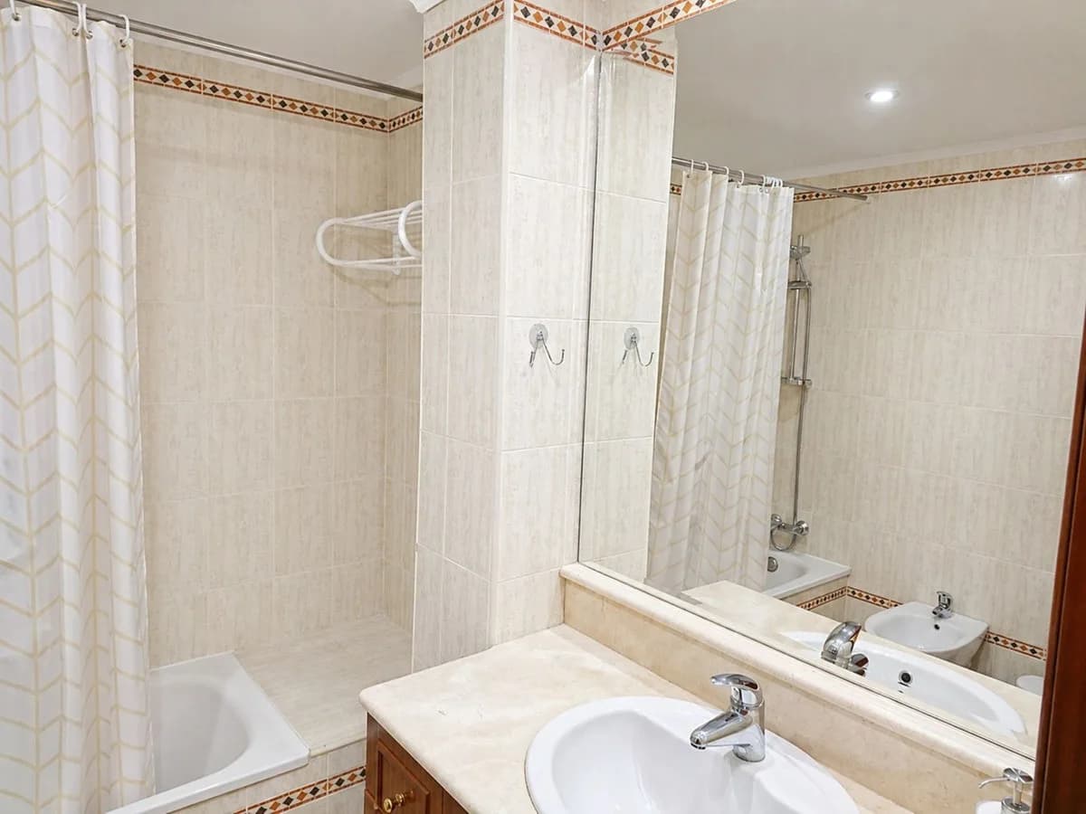 2 Bedroom Duplex for Sale in Marbella, Málaga - Image 9