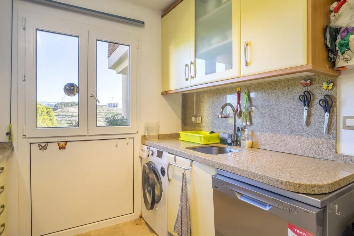 2 Bedroom Ground Floor Apartment for Sale in Mijas Costa, Málaga - Image 8