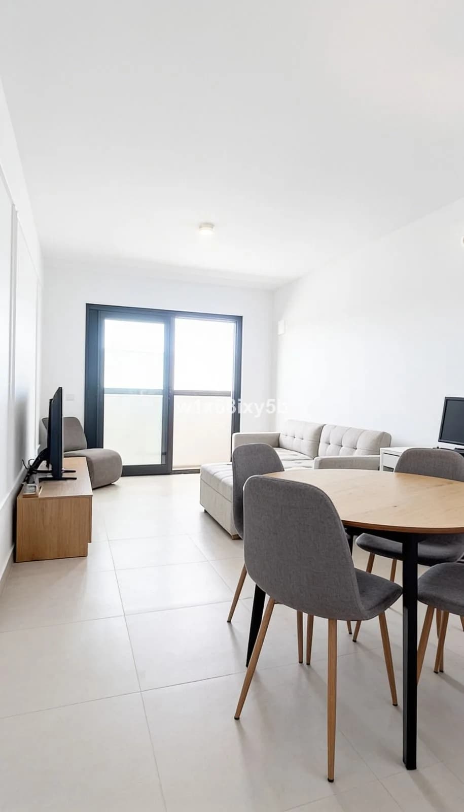 2 Bedroom Ground Floor Apartment for Sale in Mijas, Málaga - Image 2