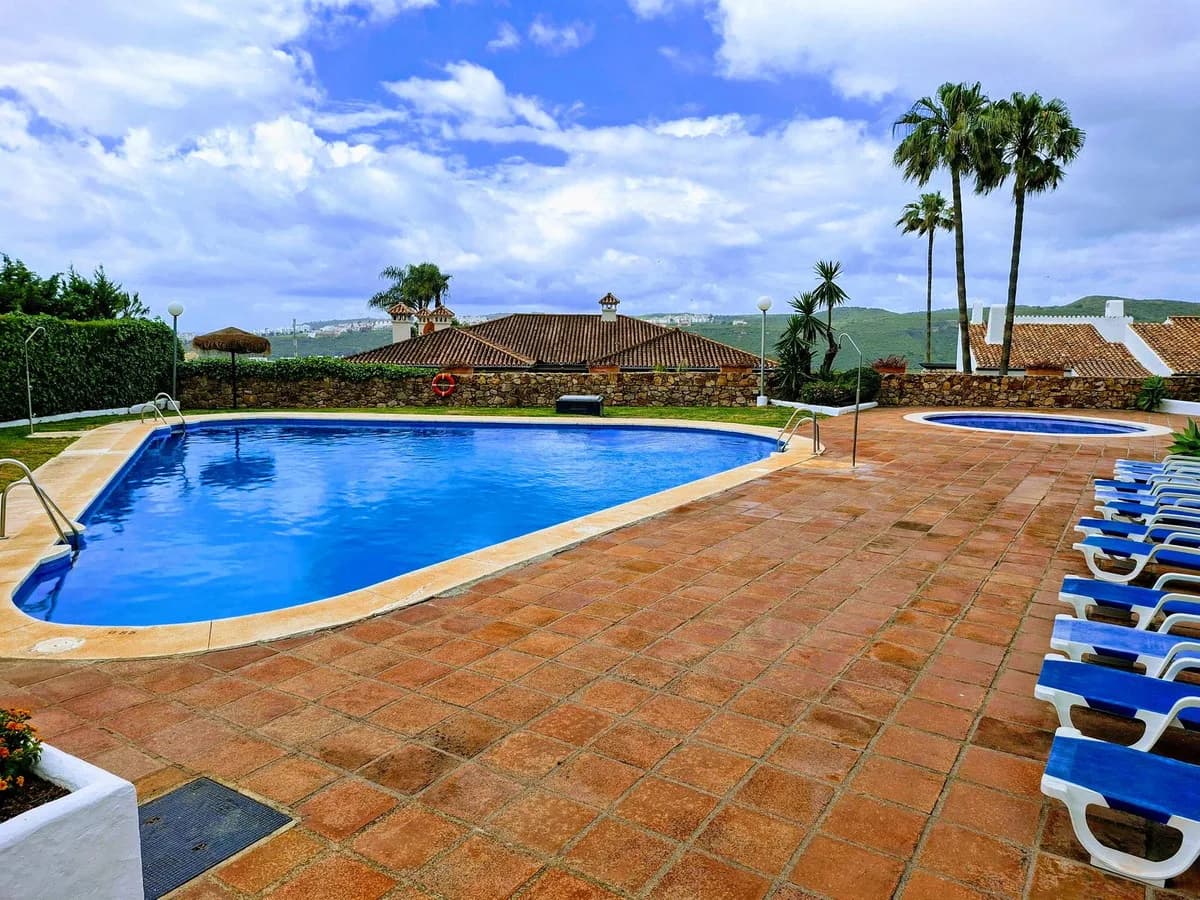 3 Bedroom Townhouse for Sale in La Duquesa, Málaga - Image 5