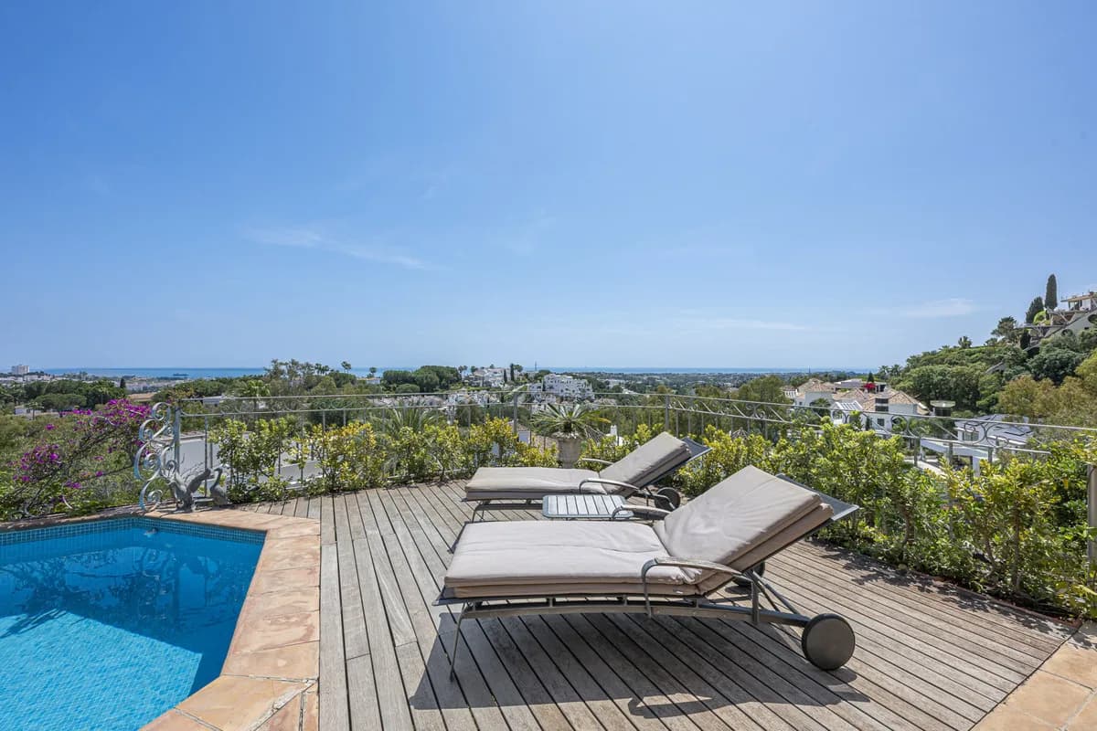 6 Bedroom Detached Villa for Sale in Benahavís, Málaga - Image 9