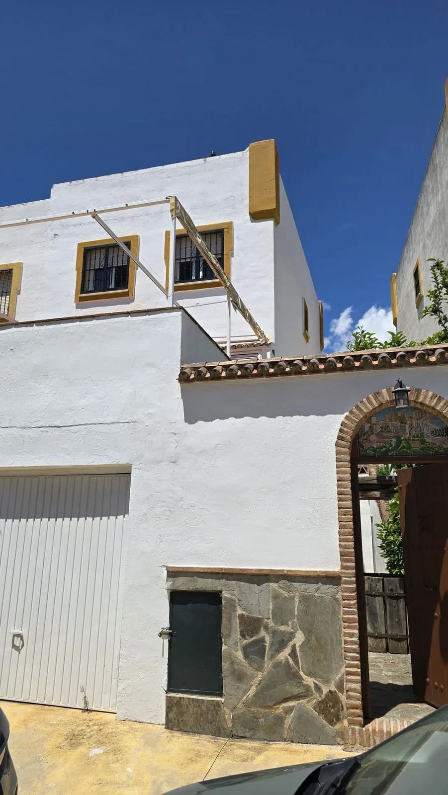 4 Bedroom Townhouse for Sale in Marbella, Málaga - Image 9