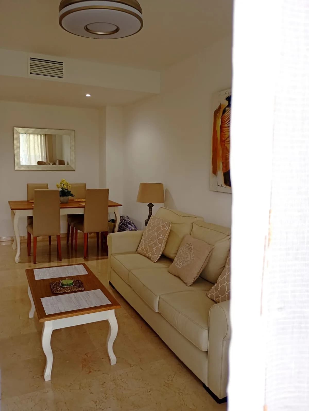 2 Bedroom Middle Floor Apartment for Sale in La Duquesa, Málaga - Image 7