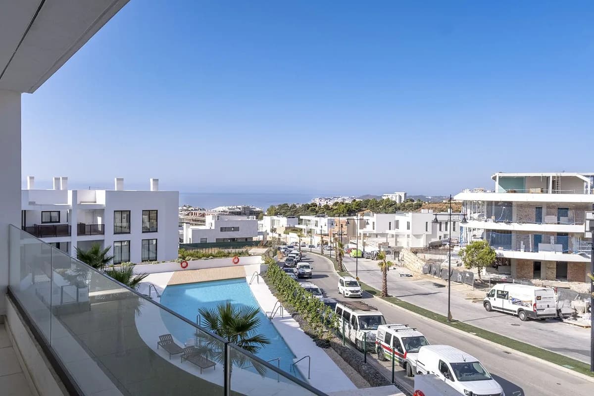 3 Bedroom Middle Floor Apartment for Sale in Fuengirola, Málaga