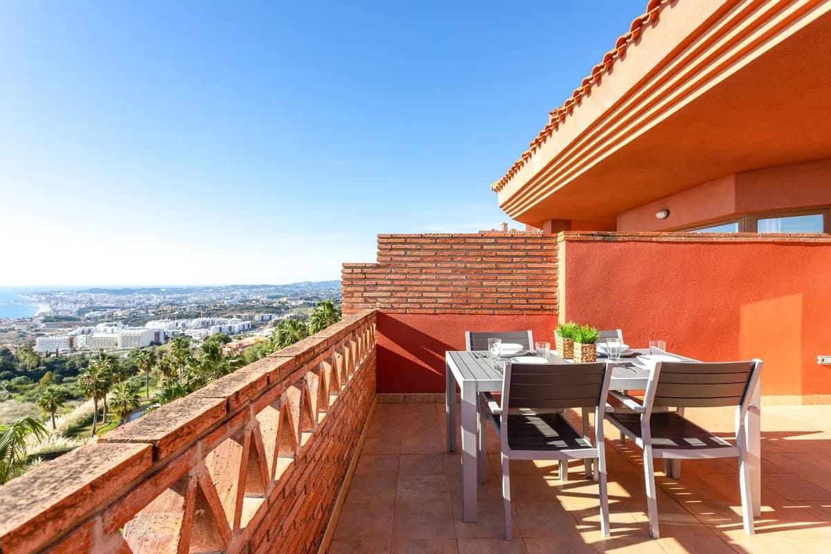 3 Bedroom Penthouse Duplex for Sale in Carvajal, Málaga - Image 3