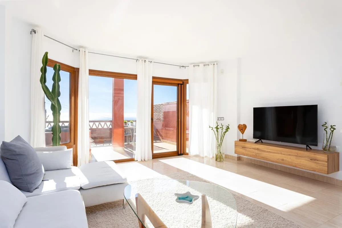 3 Bedroom Penthouse Duplex for Sale in Carvajal, Málaga - Image 8
