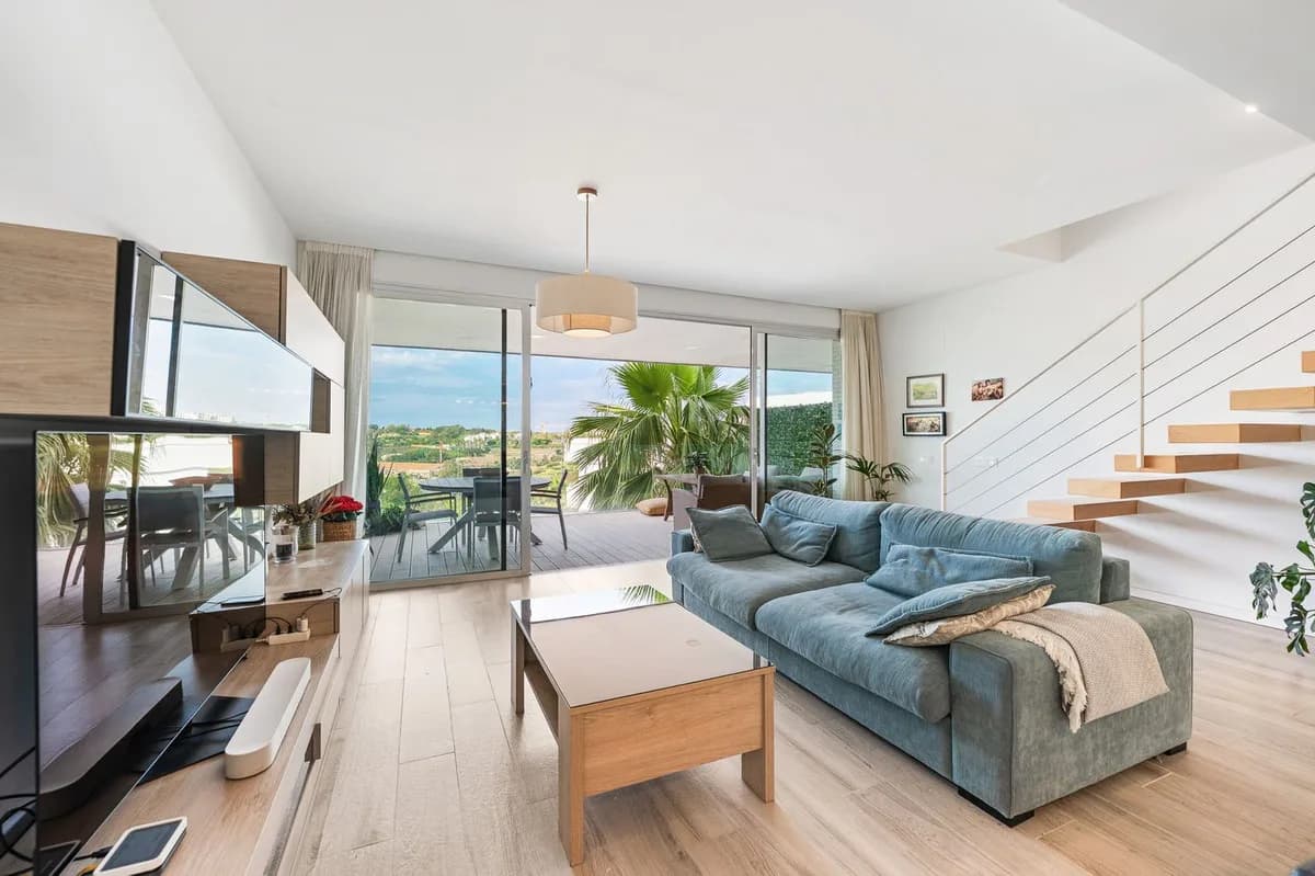 3 Bedroom Townhouse for Sale in Cancelada, Málaga - Image 3