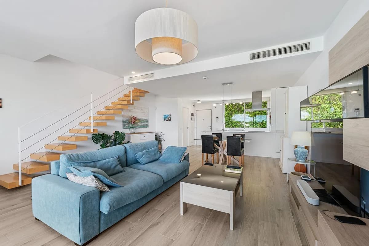 3 Bedroom Townhouse for Sale in Cancelada, Málaga - Image 7