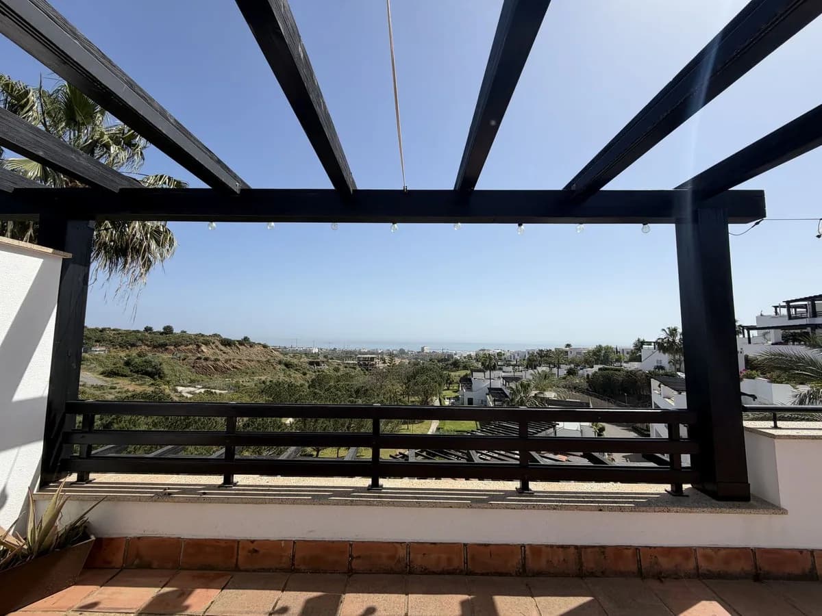 3 Bedroom Semi-Detached House for Sale in Santa Clara, Málaga - Image 5