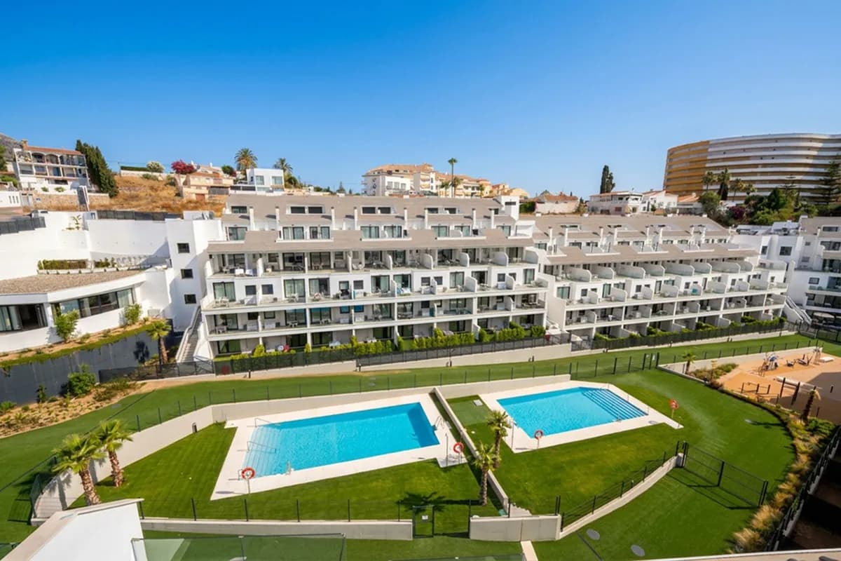 3 Bedroom Penthouse Duplex for Sale in Torreblanca, Málaga - Image 9