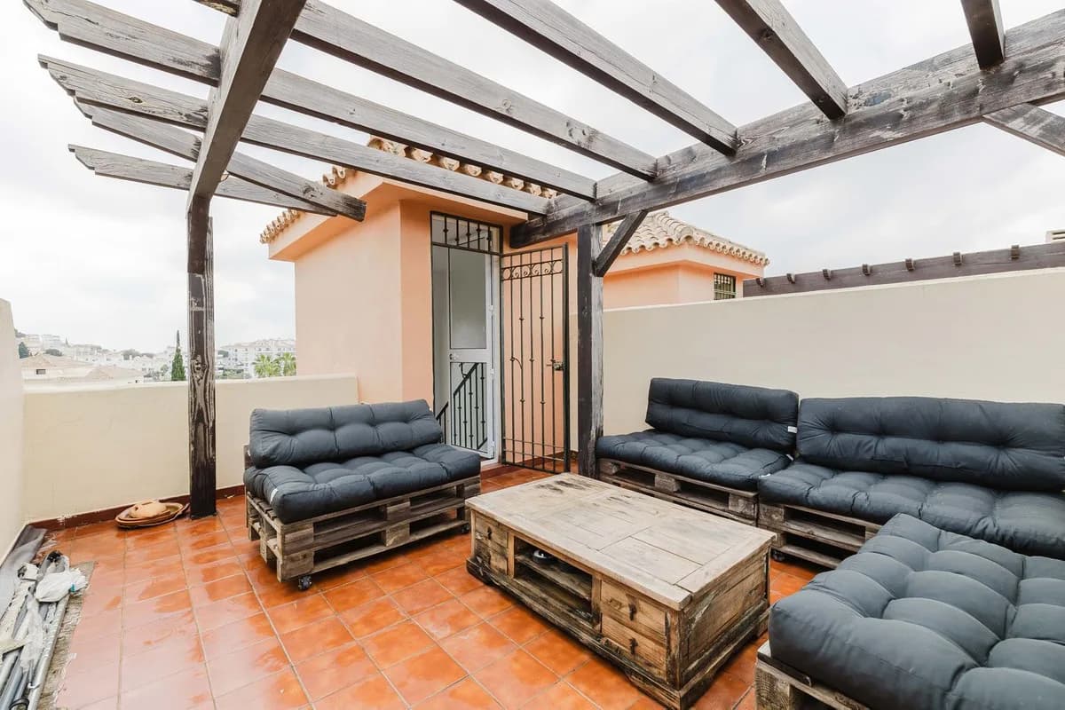 2 Bedroom Penthouse for Sale in Mijas, Málaga - Image 8