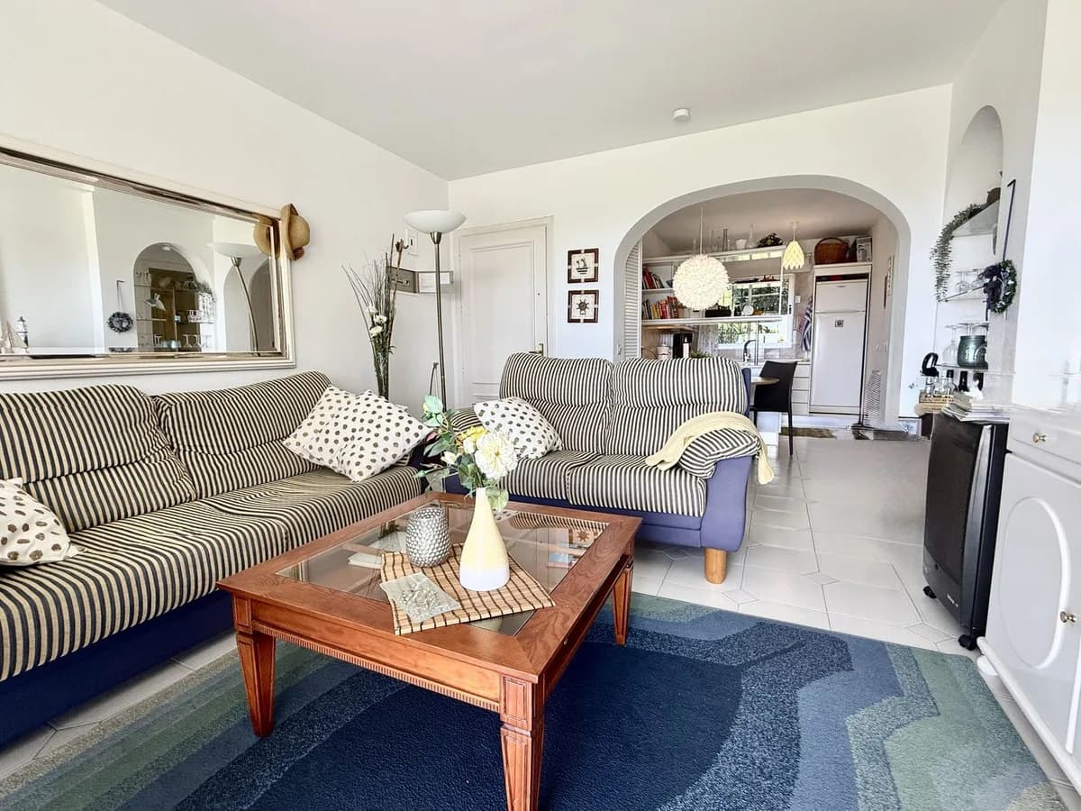 2 Bedroom Ground Floor Apartment for Sale in Miraflores, Málaga - Image 9