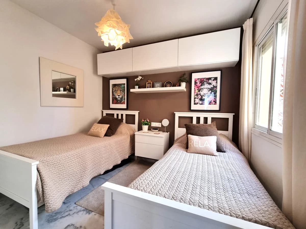 2 Bedroom Penthouse for Sale in Reserva de Marbella, Málaga - Image 9