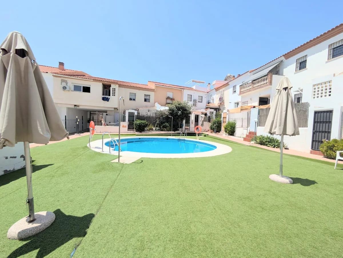 3 Bedroom Townhouse for Sale in Torremolinos, Málaga - Image 4