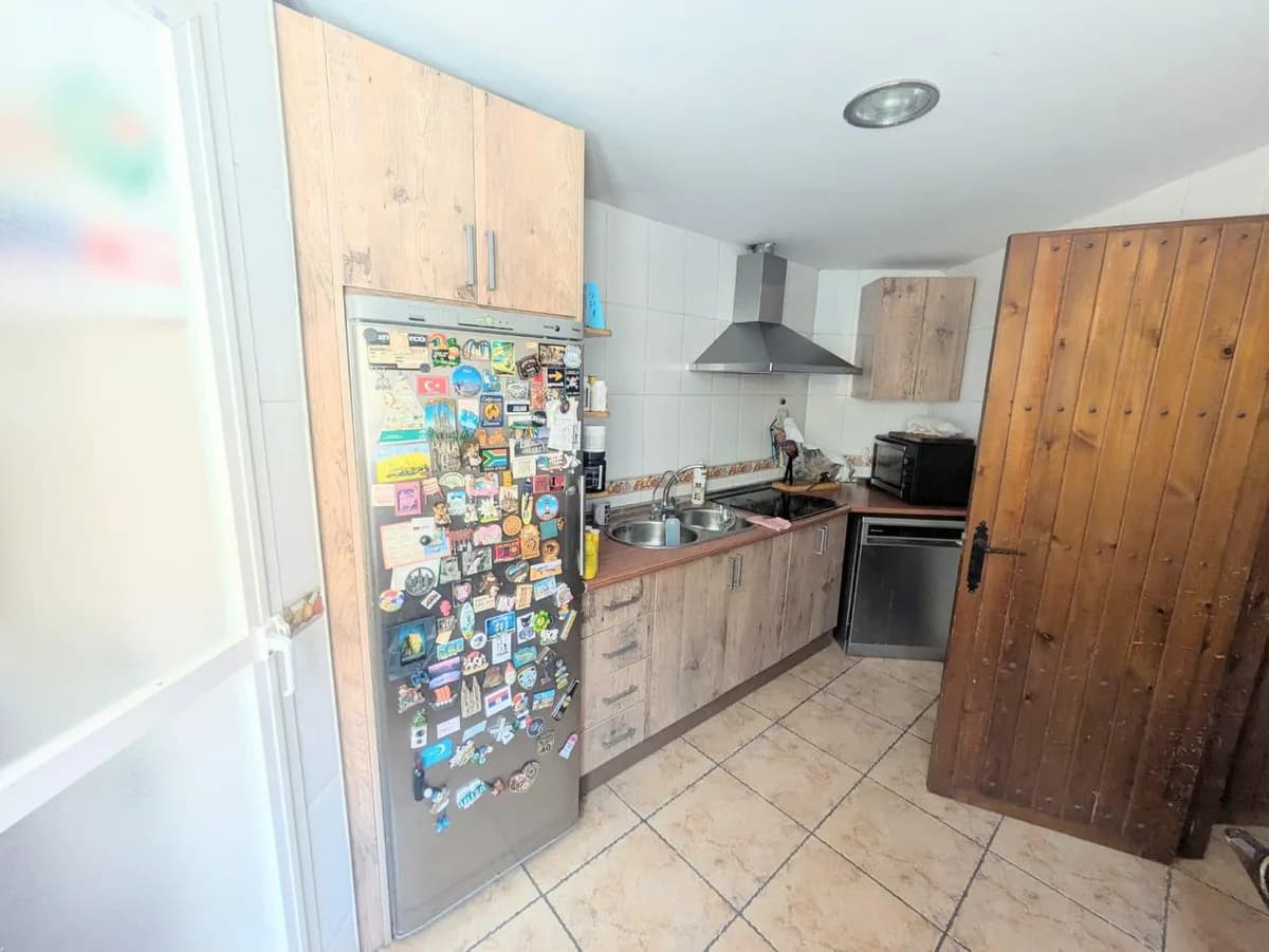 3 Bedroom Townhouse for Sale in Torremolinos, Málaga - Image 7
