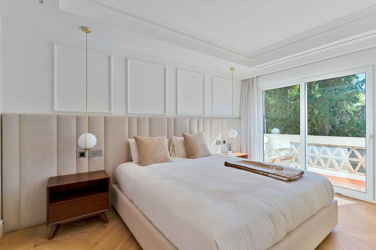 3 Bedroom Semi-Detached House for Sale in Marbella, Málaga - Image 4
