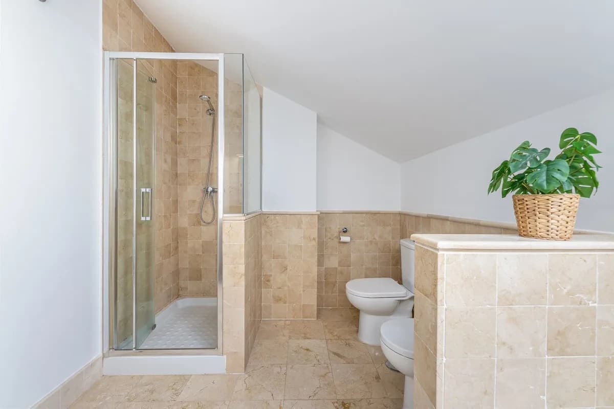 5 Bedroom Detached Villa for Sale in Torremuelle, Málaga - Image 8