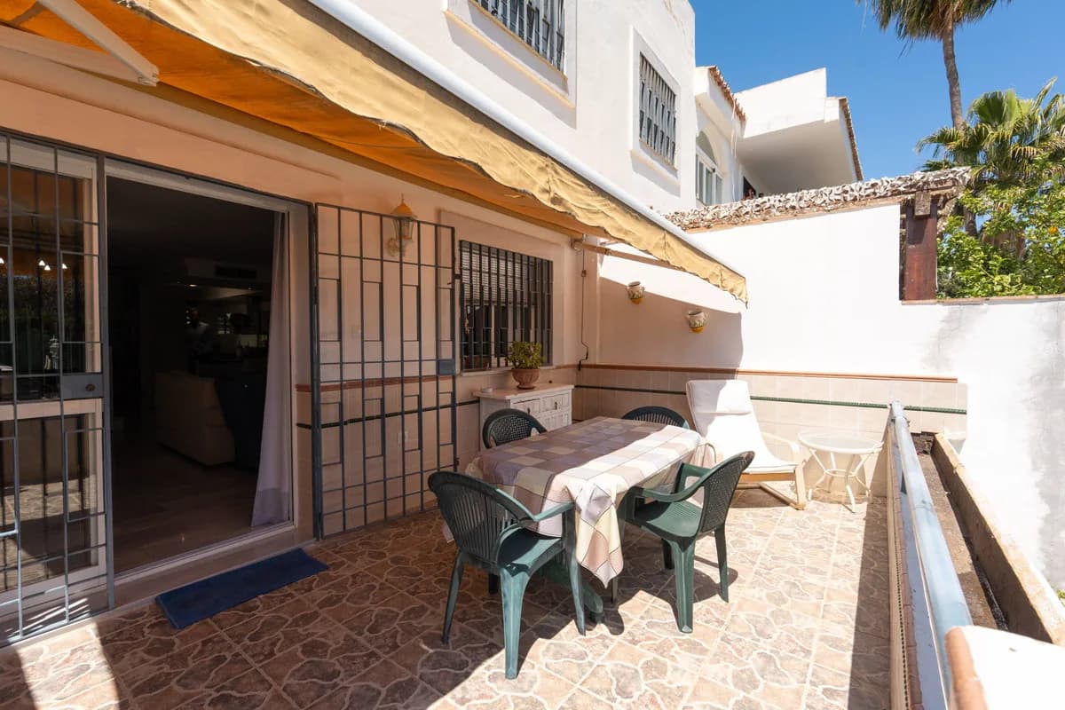 3 Bedroom Townhouse for Sale in Nueva Andalucía, Málaga - Image 7