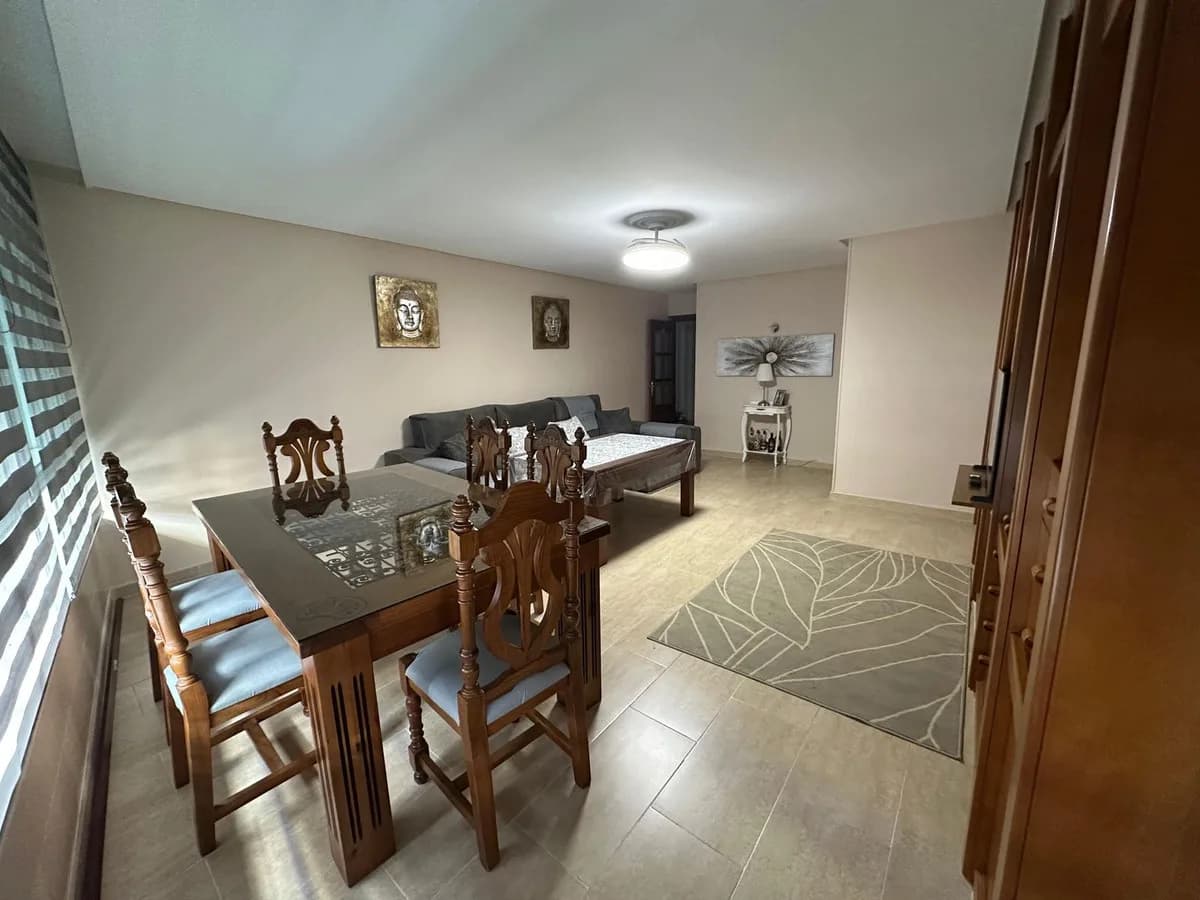 3 Bedroom Middle Floor Apartment for Sale in Estepona, Málaga - Image 2