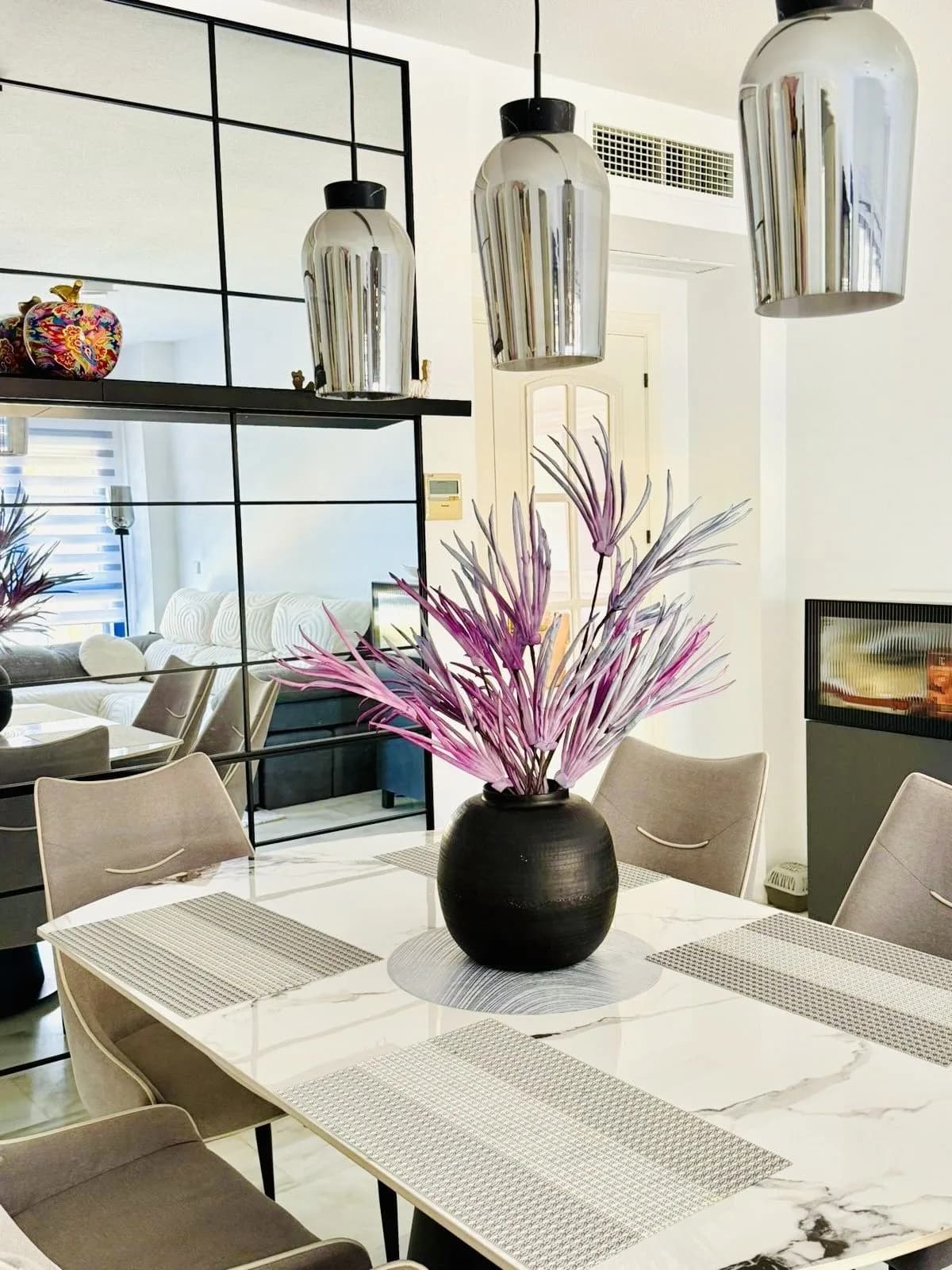 2 Bedroom Middle Floor Apartment for Sale in Manilva, Málaga - Image 8