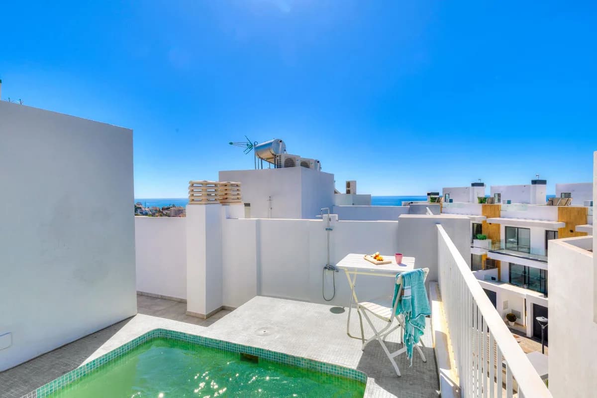 3 Bedroom Townhouse for Sale in Fuengirola, Málaga - Image 4