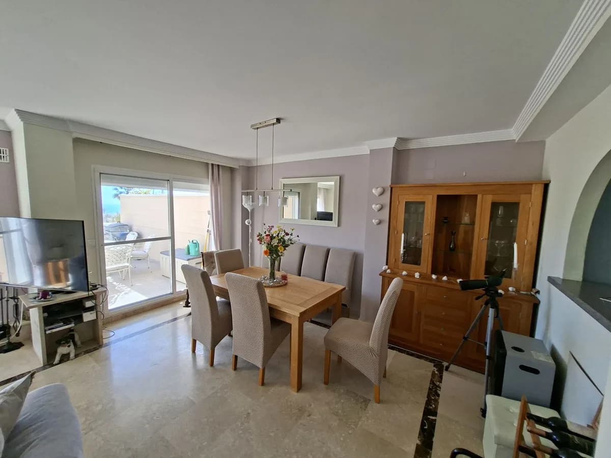 3 Bedroom Townhouse for Sale in La Duquesa, Málaga - Image 7