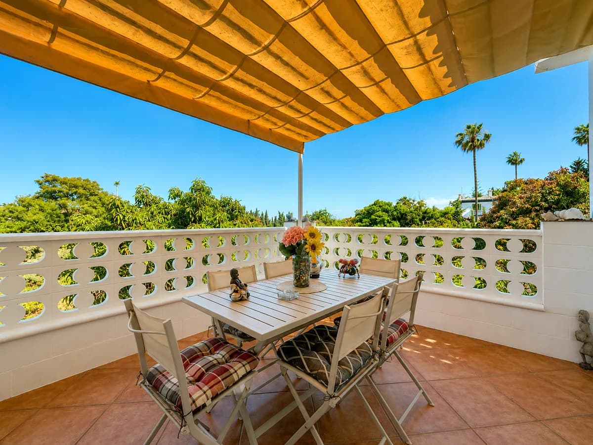3 Bedroom Finca - Cortijo for Sale in Estepona, Málaga - Image 3