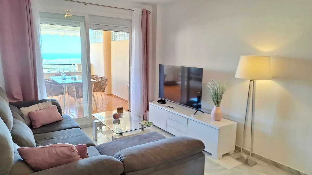 3 Bedroom Ground Floor Apartment for Sale in Doña Julia, Málaga - Image 6