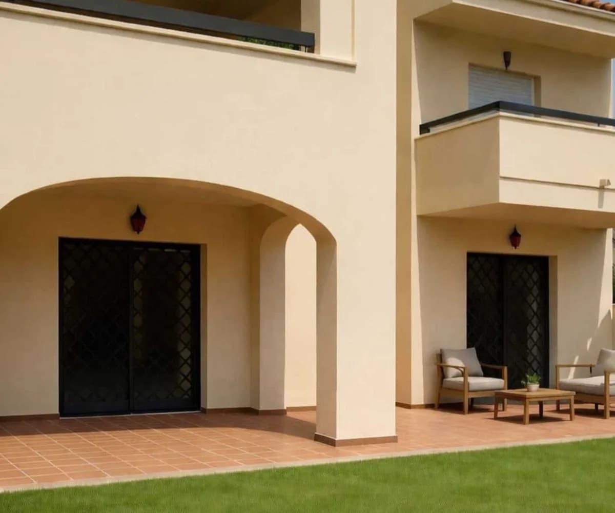 3 Bedroom Ground Floor Apartment for Sale in Estepona, Málaga - Image 2