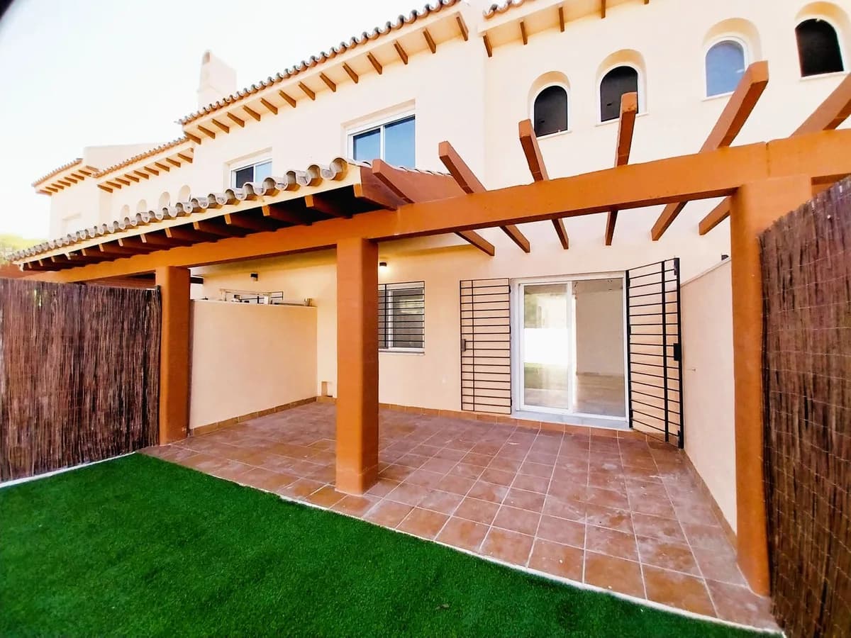4 Bedroom Townhouse for Sale in Calahonda, Málaga - Image 6