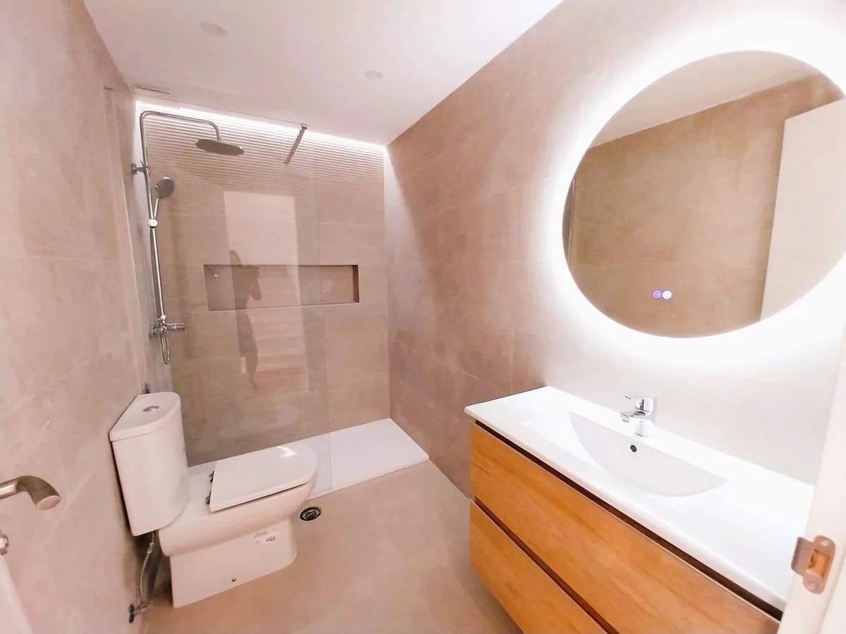 4 Bedroom Townhouse for Sale in Calahonda, Málaga - Image 8