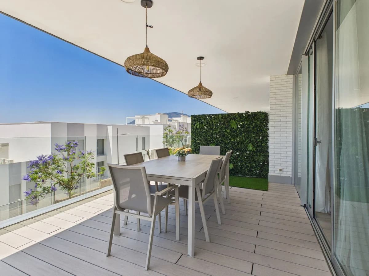 3 Bedroom Semi-Detached House for Sale in Cancelada, Málaga - Image 3