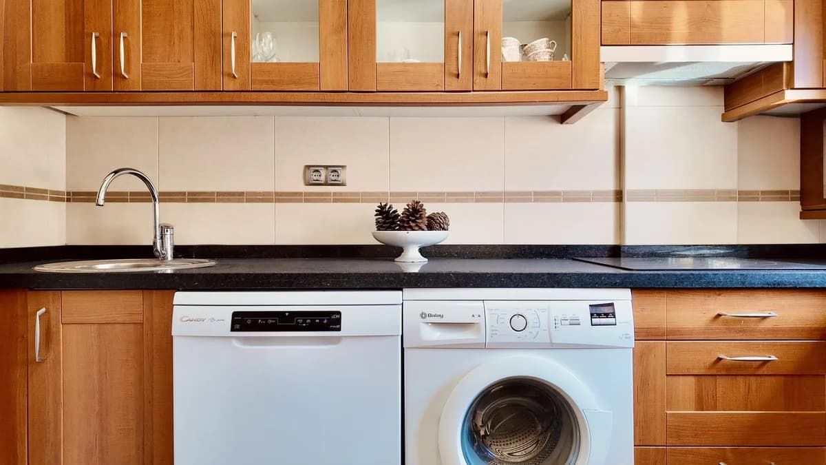 5 Bedroom Townhouse for Sale in Torremolinos, Málaga - Image 9