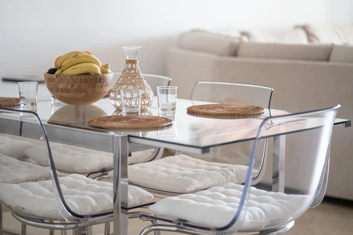 3 Bedroom Ground Floor Apartment for Sale in Marbella, Málaga - Image 8