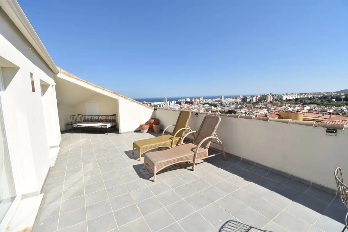 3 Bedroom Penthouse for Sale in Fuengirola, Málaga