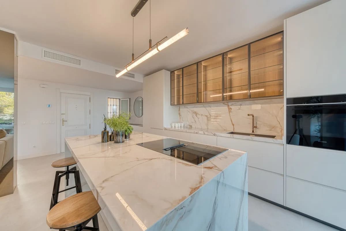 4 Bedroom Townhouse for Sale in La Quinta, Málaga - Image 7